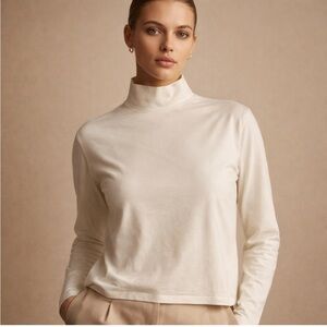 Studio Works White Mock Neck Long Sleeve Top – Women’s Size M